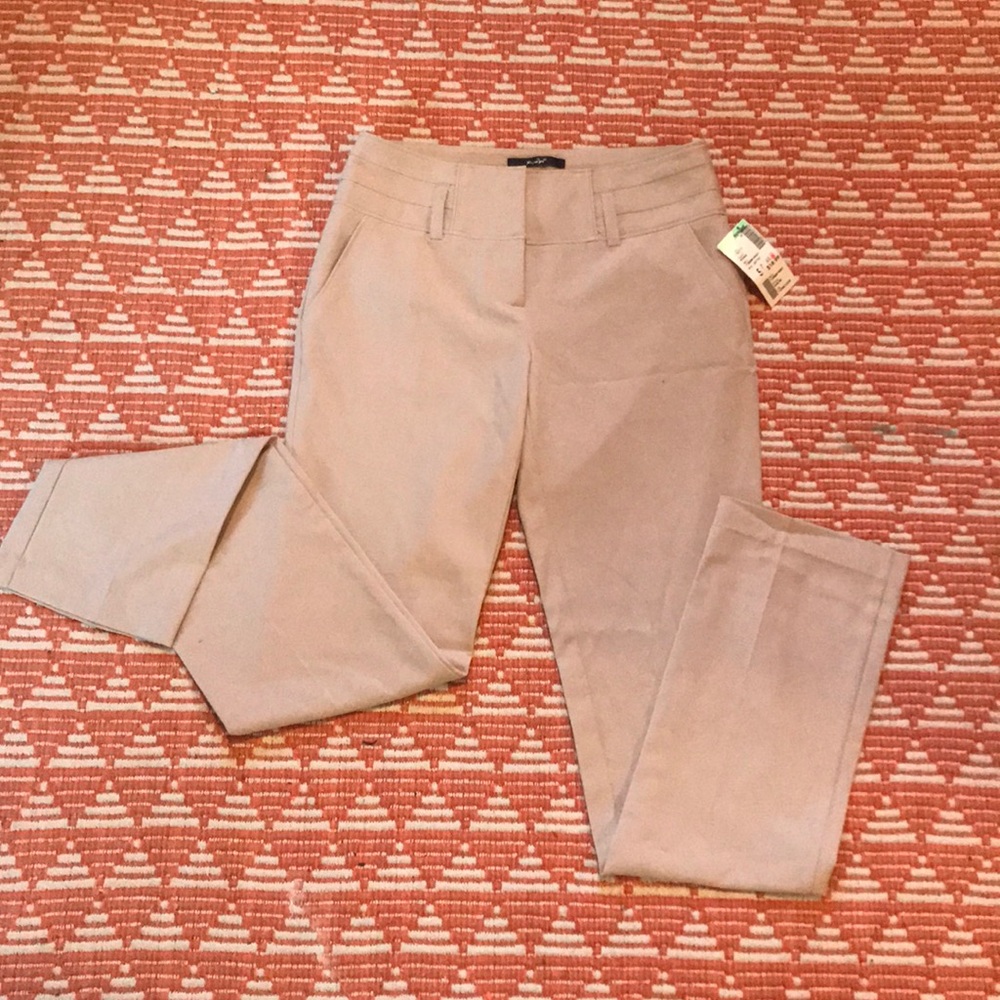 🏷Khaki dress pants